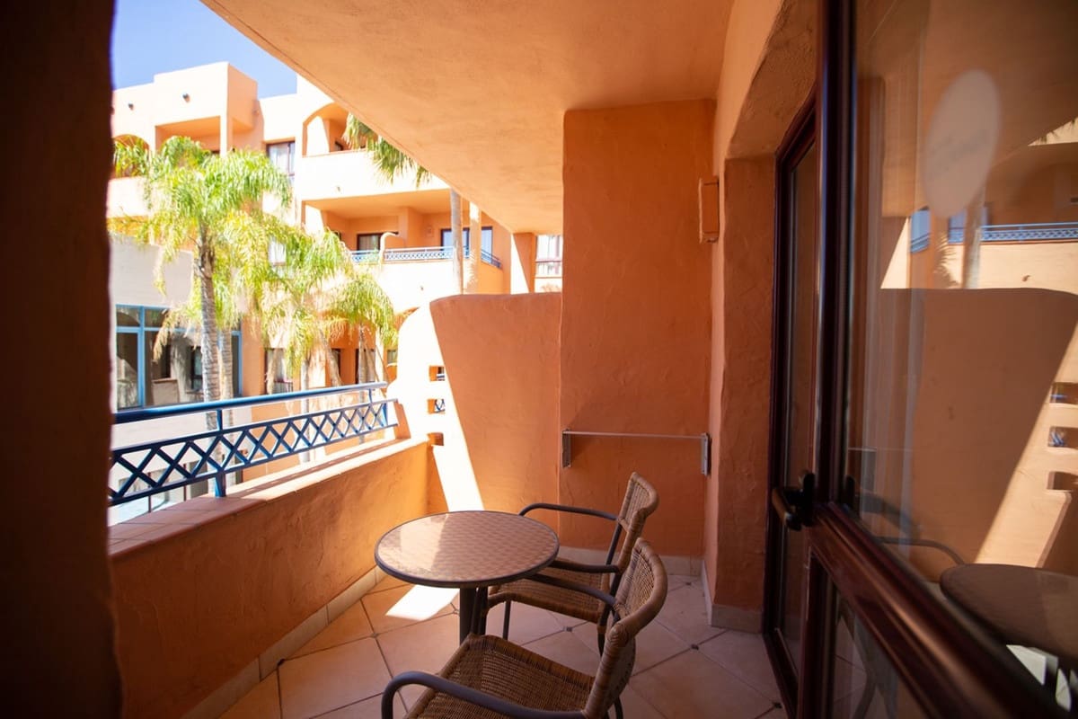 1 camera da letto Appartamento in vendita in New Golden Mile con piscina garage - 159.900 € (Rif: 9699208)