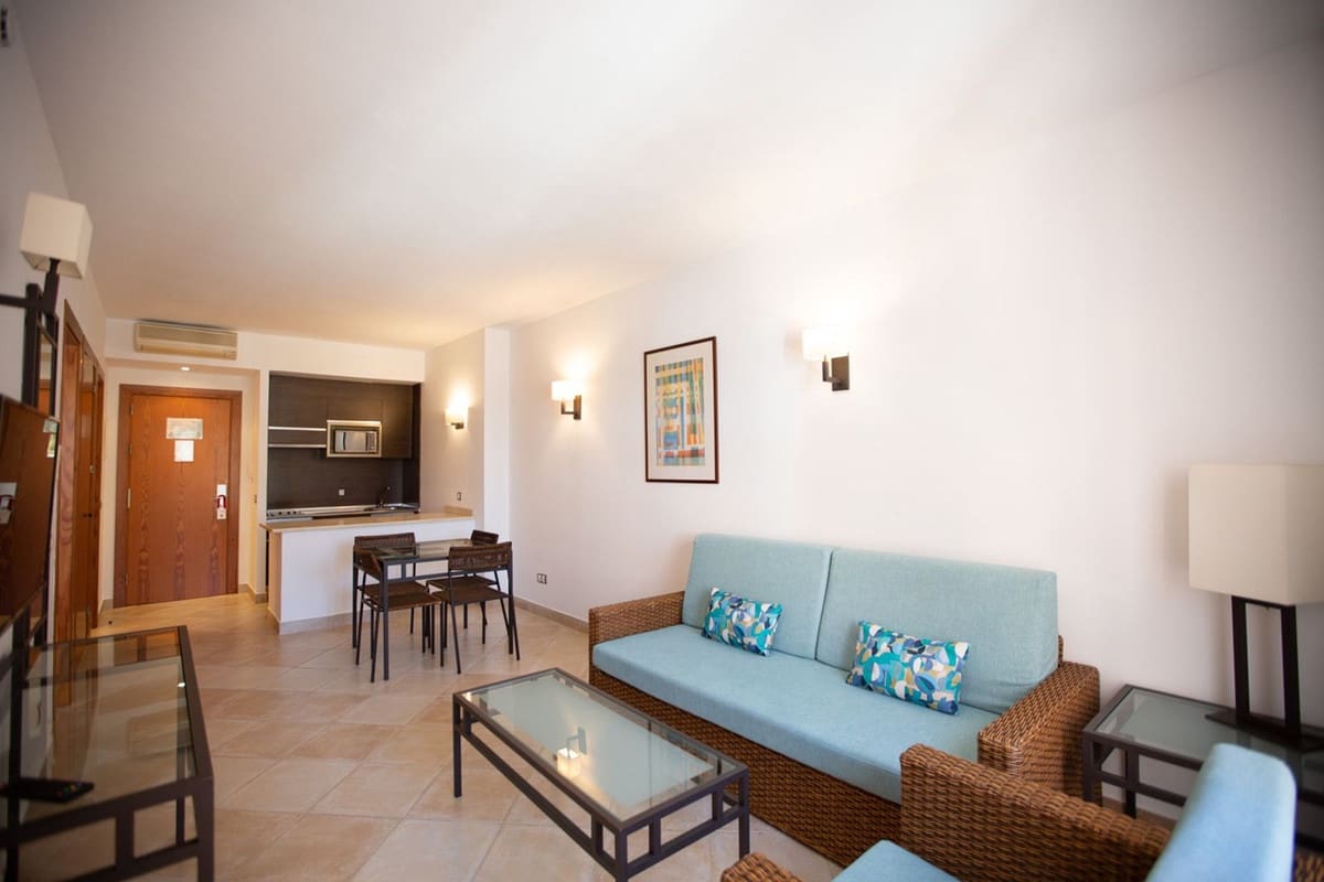 1 bedroom Apartment for sale in New Golden Mile with pool garage - € 159,900 (Ref: 9699208)