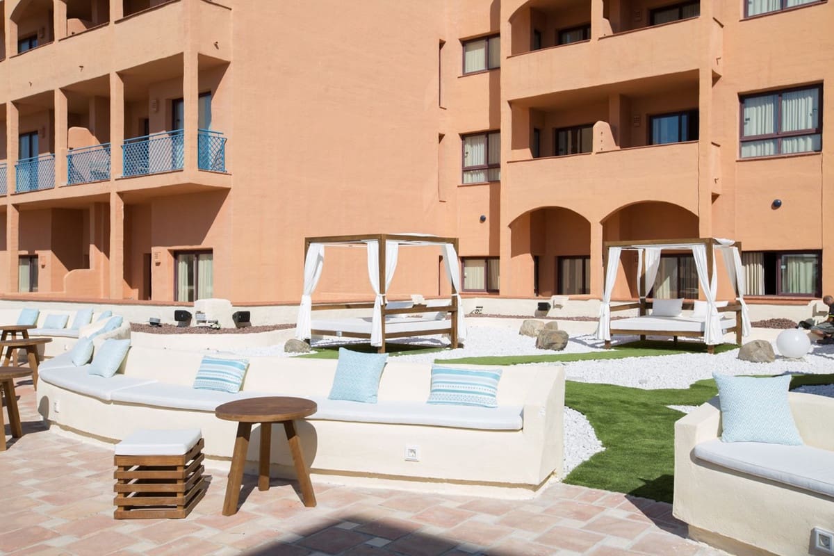 1 bedroom Apartment for sale in New Golden Mile with pool garage - € 159,900 (Ref: 9699208)