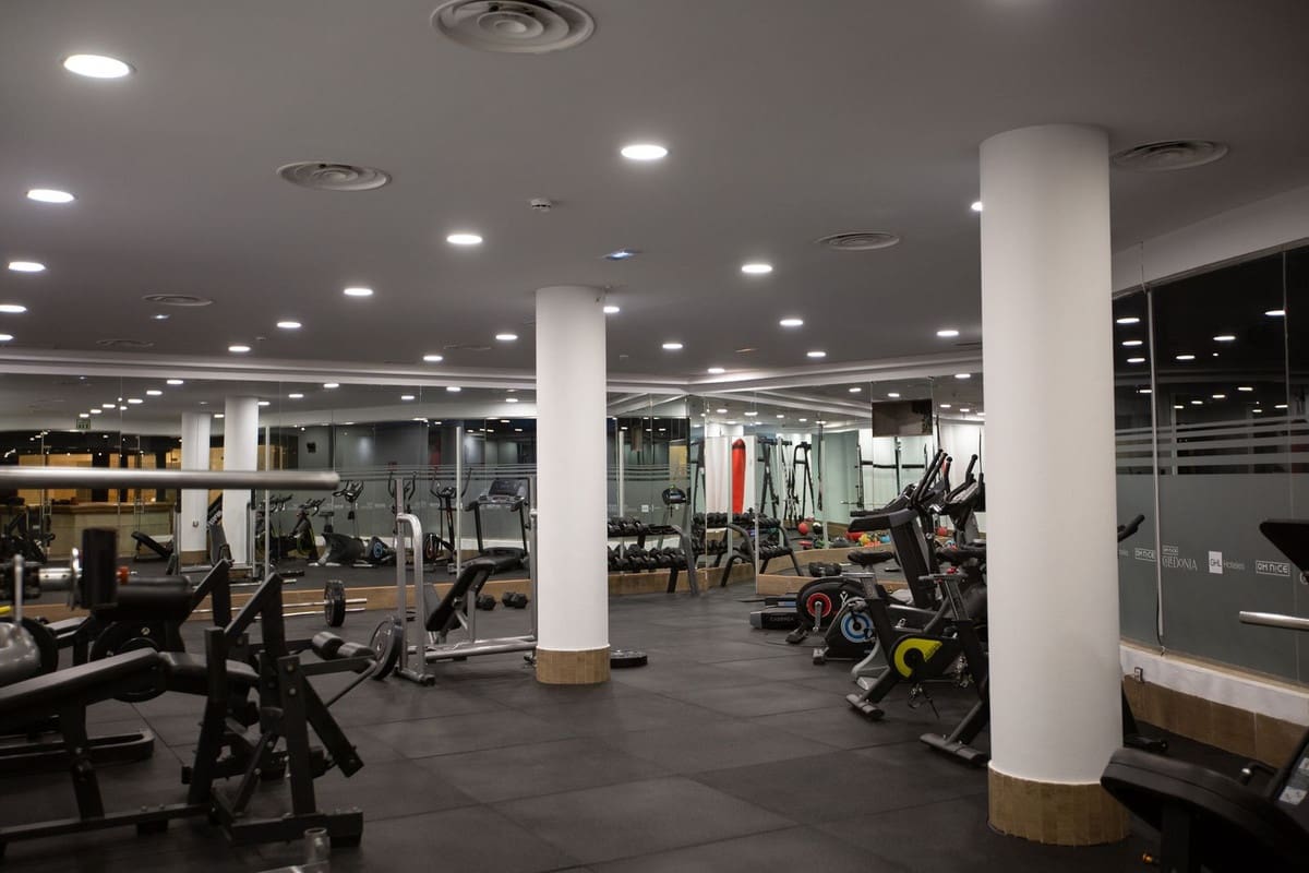 1 bedroom Apartment for sale in New Golden Mile with pool garage - € 159,900 (Ref: 9699208)