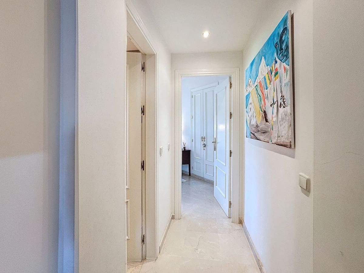 3 soveværelse Penthouse til salg i Estepona med swimmingpool garage - € 1.800.000 (Ref: 9699209)