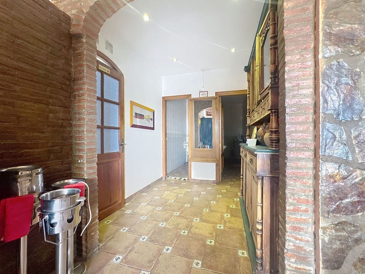 Restaurant/Bar til salg i Estepona - € 550.000 (Ref: 9699210)