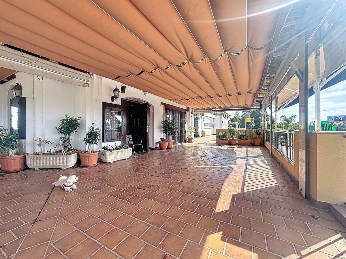 Restaurant/Bar til salg i Estepona - € 550.000 (Ref: 9699210)
