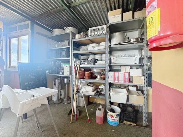 Restaurang/Bar till salu i Nueva Atalaya, Estepona - 550 000 € (Ref: 9699210)