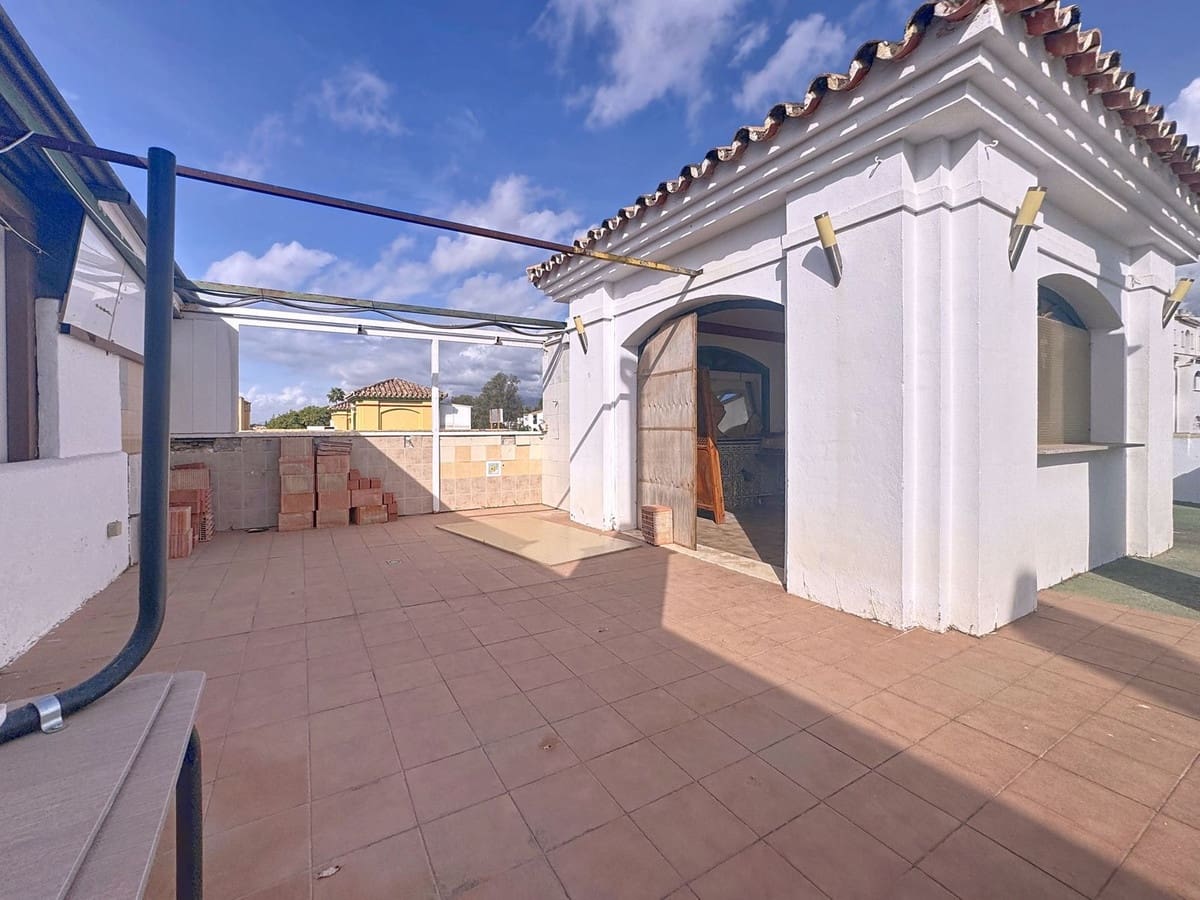 Restaurant/Bar til salg i Estepona - € 550.000 (Ref: 9699210)