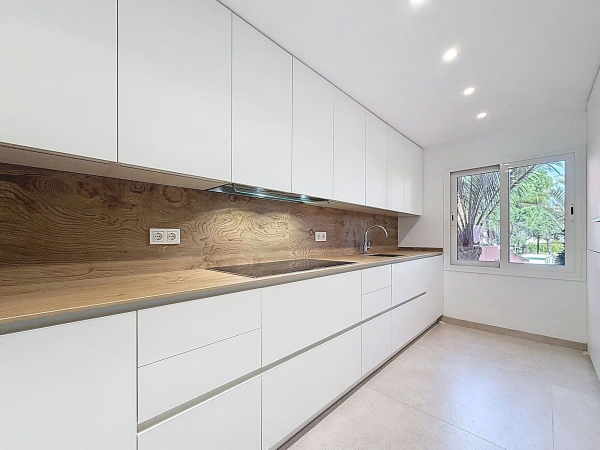 2 camera da letto Appartamento sulla Spiaggia in vendita in Guadalmansa con piscina garage - 1.083.000 € (Rif: 9699211)