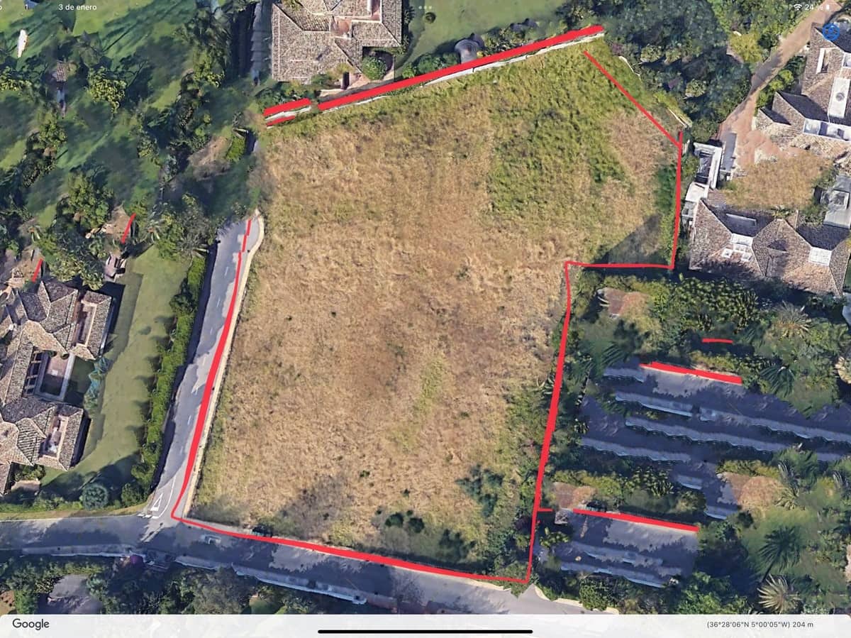 Byggetomt til salgs i Guadalmina - € 5 250 000 (Ref: 9716483)