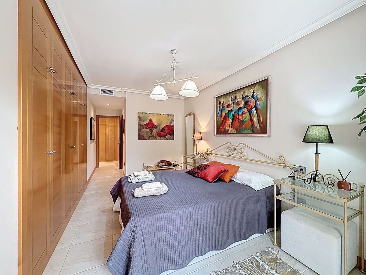 3 camera da letto Appartamento in vendita in Estepona con piscina garage - 949.000 € (Rif: 9756255)