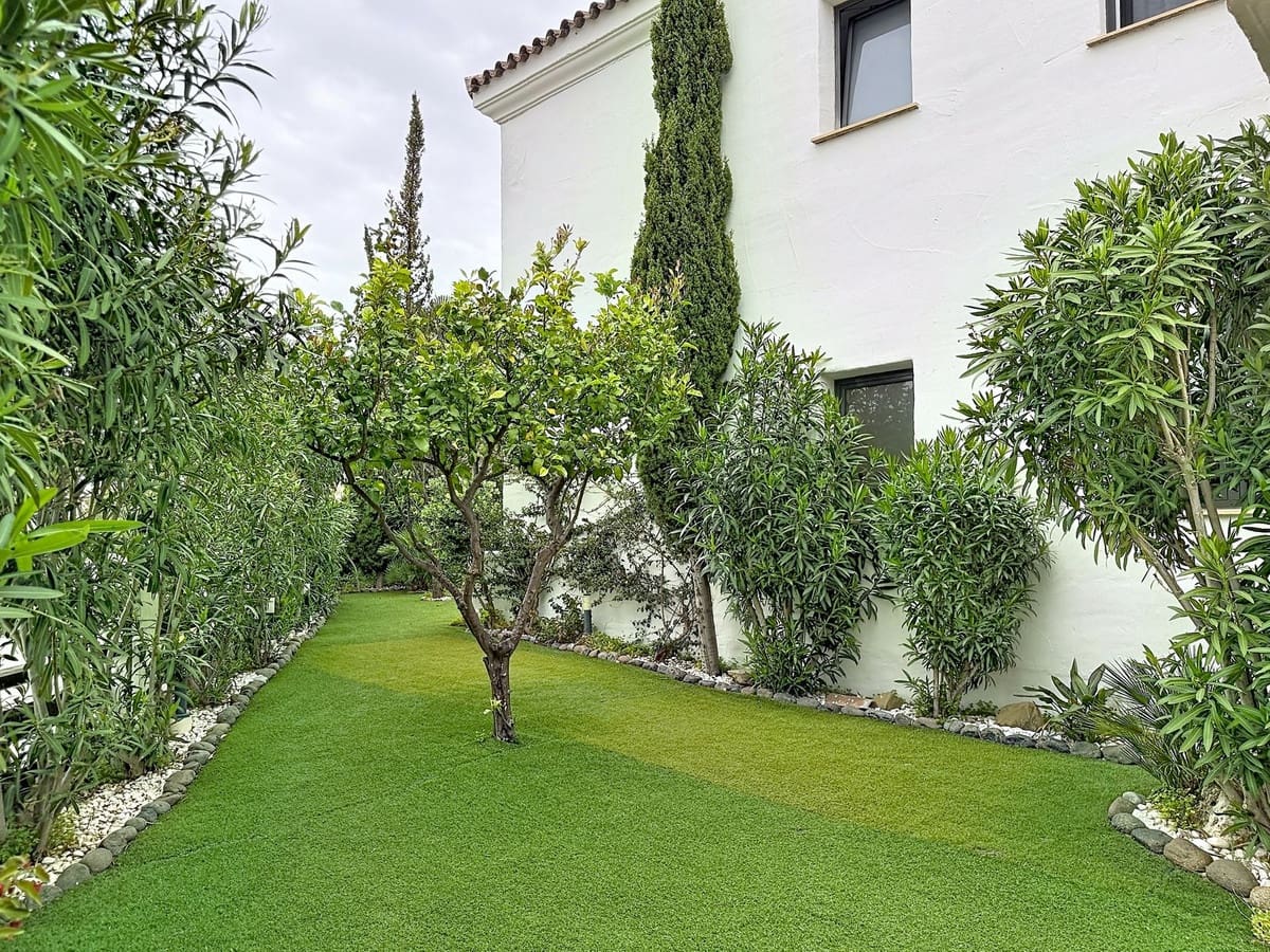 3 camera da letto Appartamento in vendita in Estepona con piscina garage - 949.000 € (Rif: 9756255)