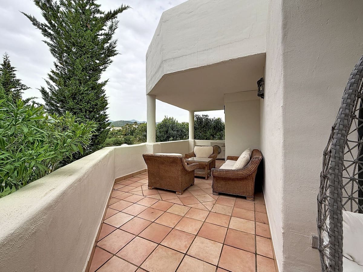 3 slaapkamer Appartement te koop in Estepona met zwembad garage - € 949.000 (Ref: 9756255)