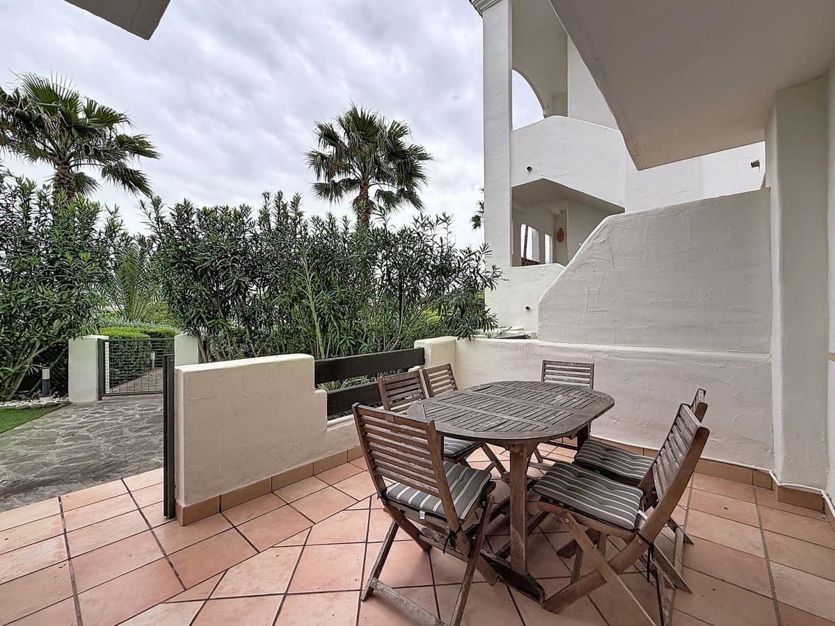 3 slaapkamer Appartement te koop in Estepona met zwembad garage - € 949.000 (Ref: 9756255)
