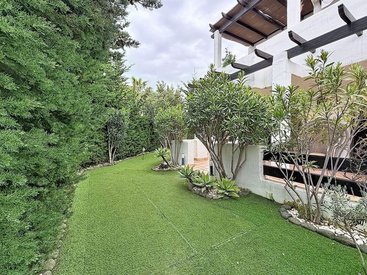 3 slaapkamer Appartement te koop in Estepona met zwembad garage - € 949.000 (Ref: 9756255)