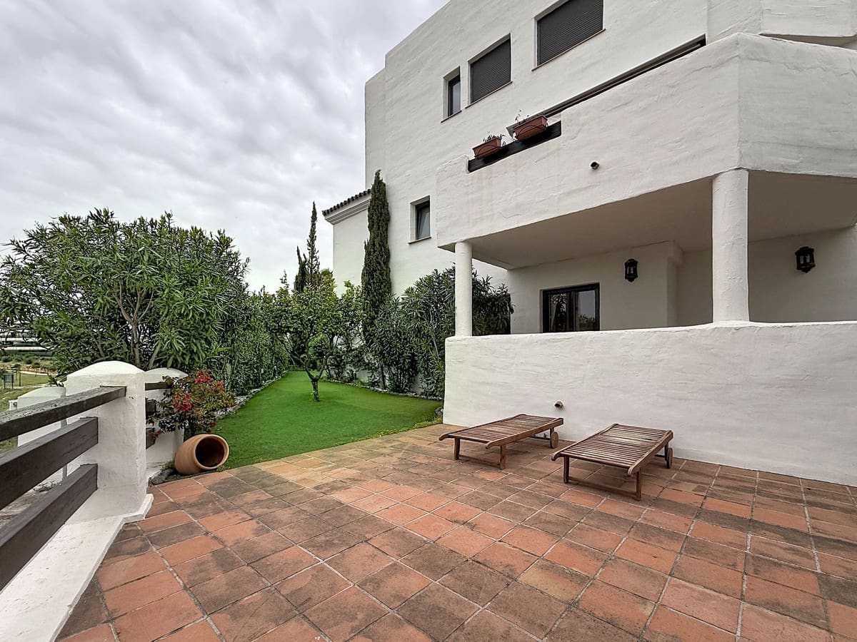 3 slaapkamer Appartement te koop in Estepona met zwembad garage - € 949.000 (Ref: 9756255)