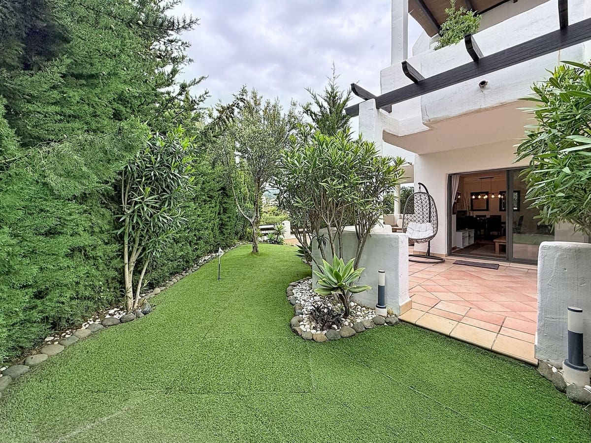 3 slaapkamer Appartement te koop in Estepona met zwembad garage - € 949.000 (Ref: 9756255)