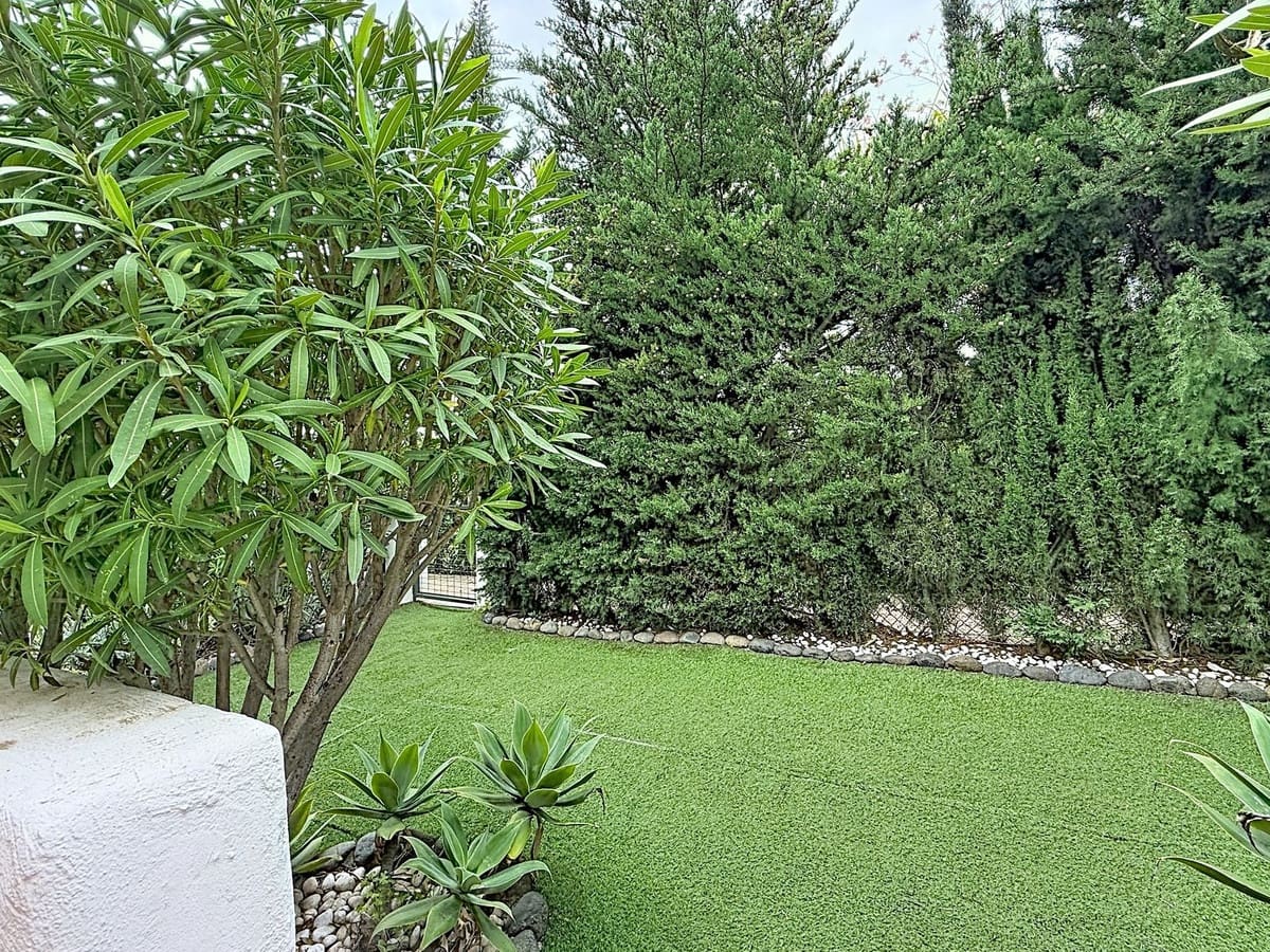 3 slaapkamer Appartement te koop in Estepona met zwembad garage - € 949.000 (Ref: 9756255)