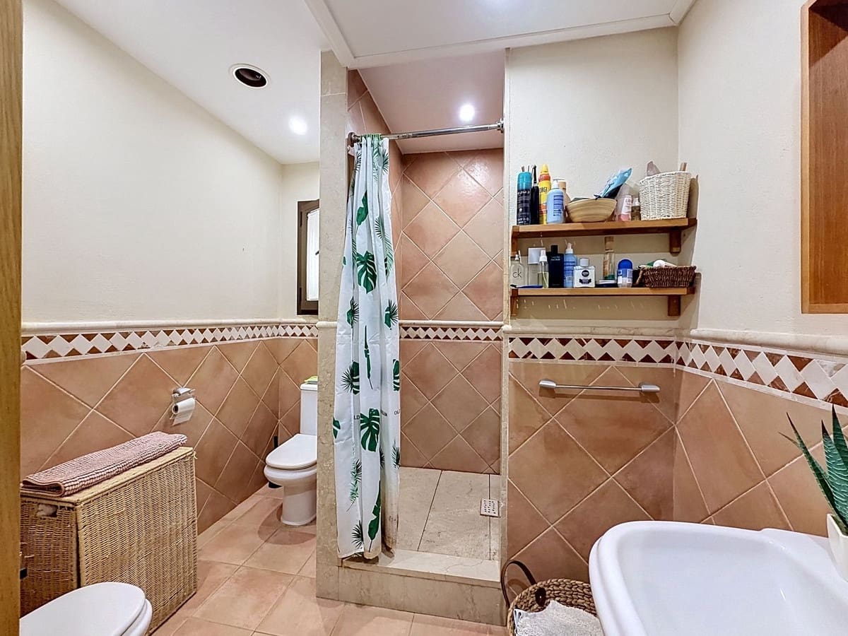 2 soveværelse Lejlighed til salg i Rio Real med swimmingpool garage - € 485.000 (Ref: 9829630)