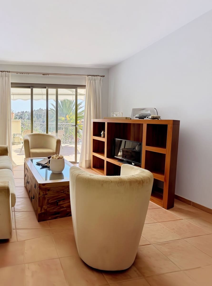 2 soveværelse Lejlighed til salg i Rio Real med swimmingpool garage - € 485.000 (Ref: 9829630)