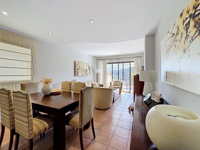2 sypialnia Apartament na sprzedaż w Río Real, Marbella z basenem garażem - 485 000 € (Ref: 9829630)