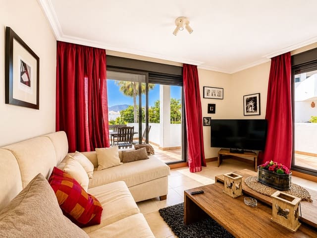 2 bedroom Apartment for sale in Selwo, Estepona with pool garage - € 412,000 (Ref: 9836826)