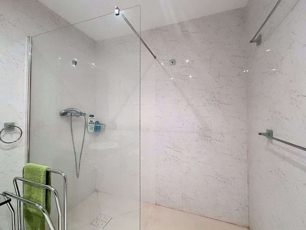 4 bedroom Apartment for sale in Guadalmansa with pool garage - € 896,000 (Ref: 9877592)