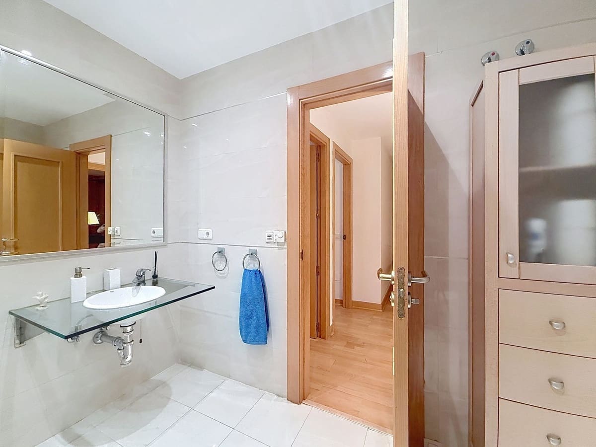 4 bedroom Apartment for sale in Guadalmansa with pool garage - € 896,000 (Ref: 9877592)