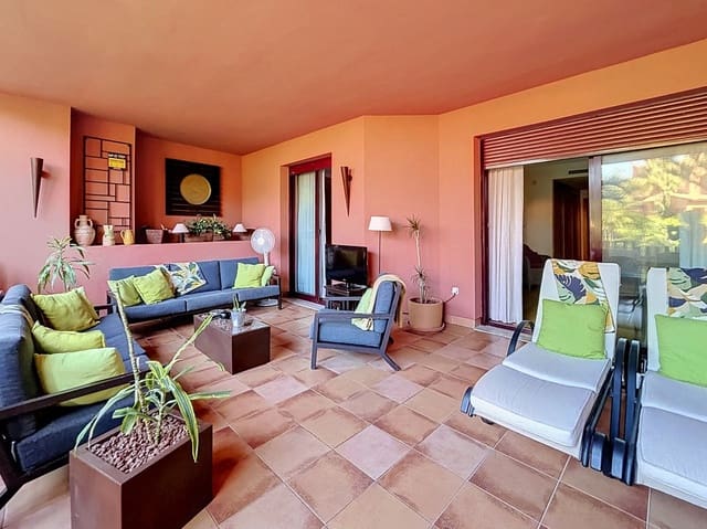 4 bedroom Apartment for sale in Guadalmansa, Estepona with pool garage - € 896,000 (Ref: 9877592)