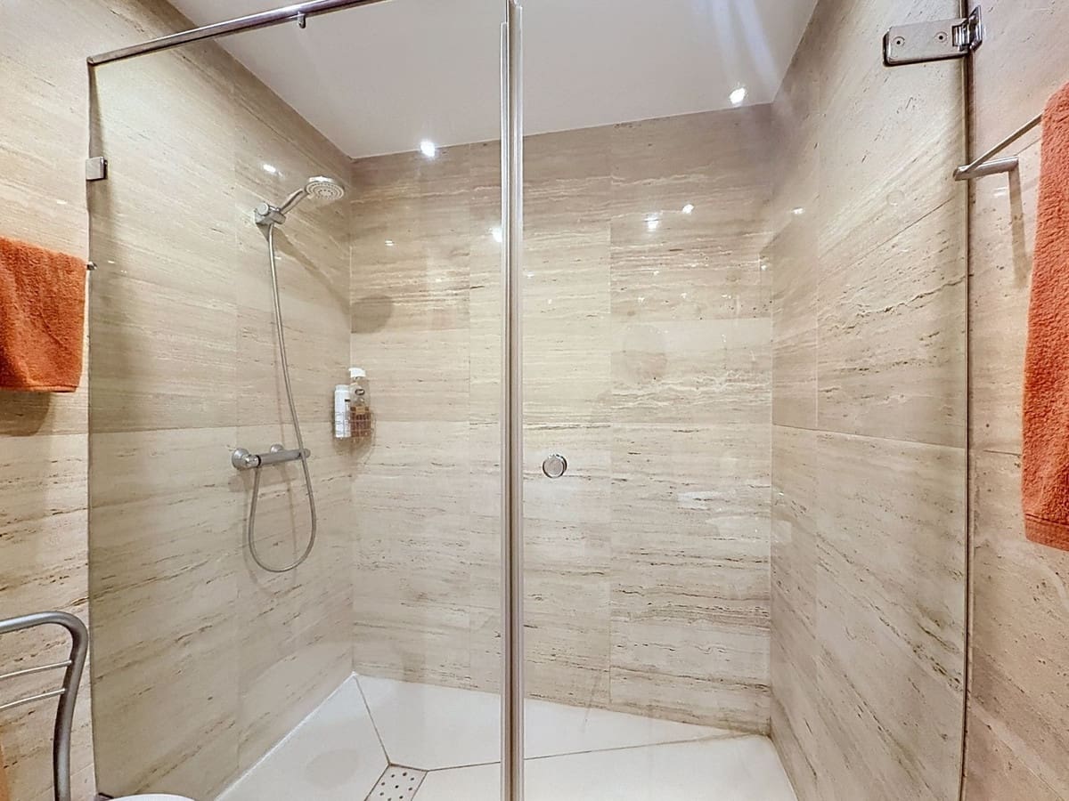 4 bedroom Apartment for sale in Guadalmansa with pool garage - € 896,000 (Ref: 9877592)