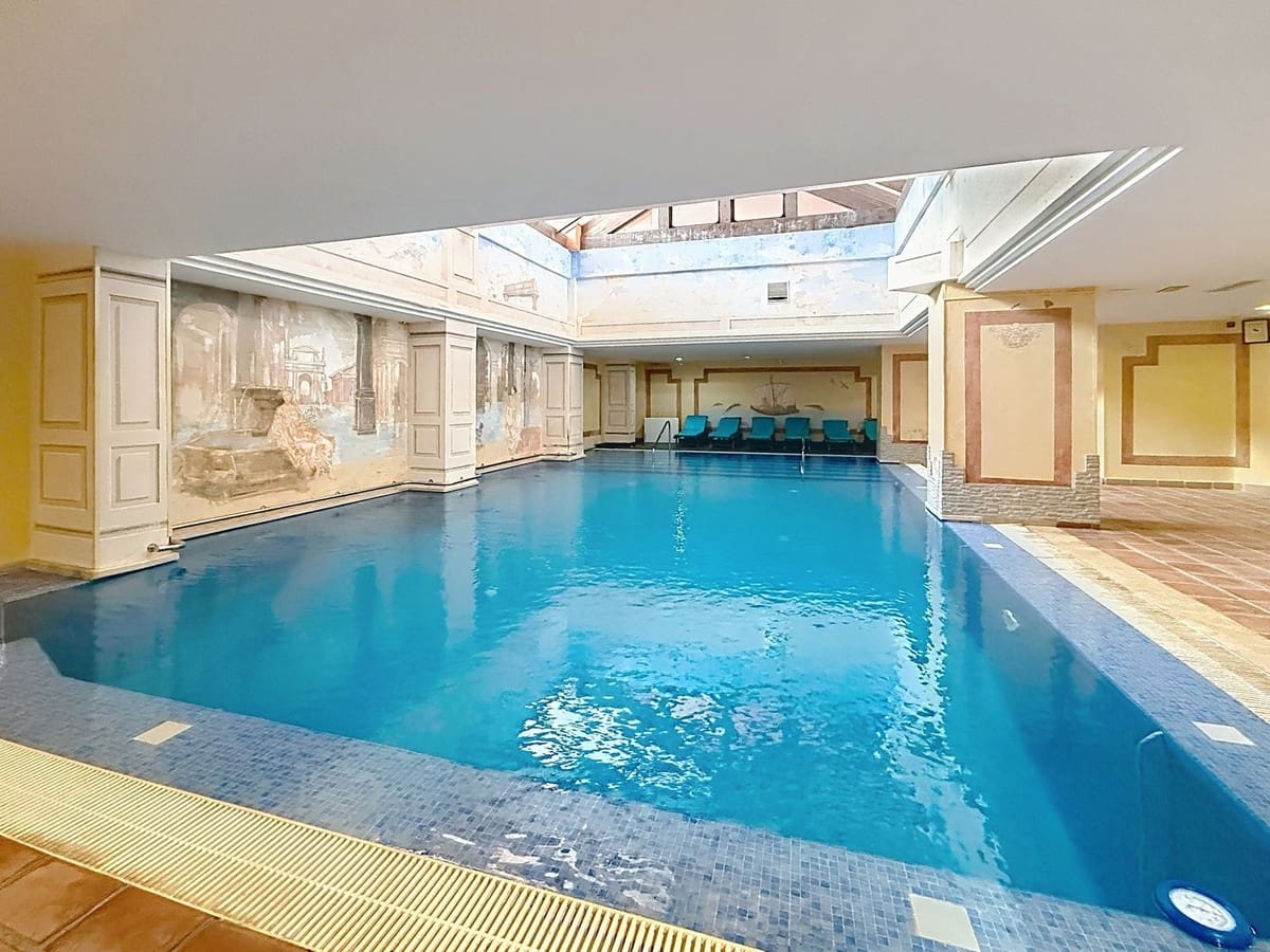 4 bedroom Apartment for sale in Guadalmansa with pool garage - € 896,000 (Ref: 9877592)