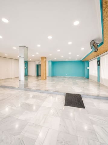 Negocio en San Pedro de Alcantara, Marbella en venta - 320.000 € (Ref: 9880266)