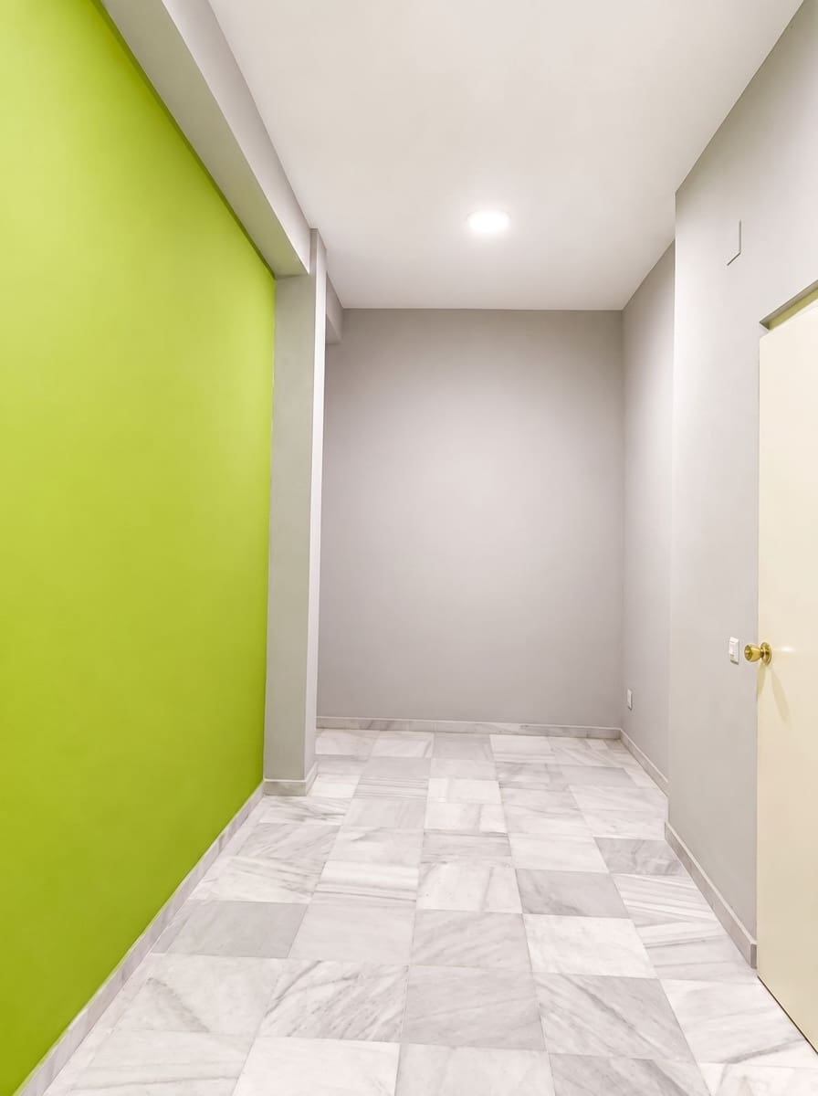 Negocio en San Pedro de Alcantara en venta - 320.000 € (Ref: 9880266)
