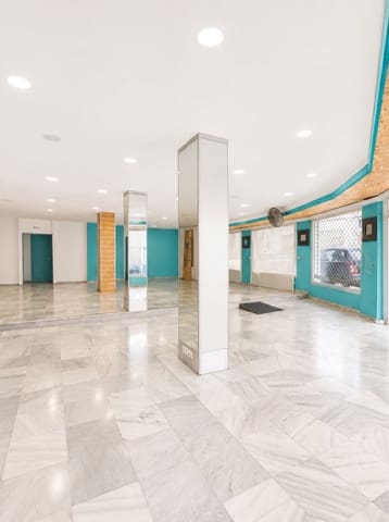 Negocio en San Pedro de Alcantara, Marbella en venta - 320.000 € (Ref: 9880266)