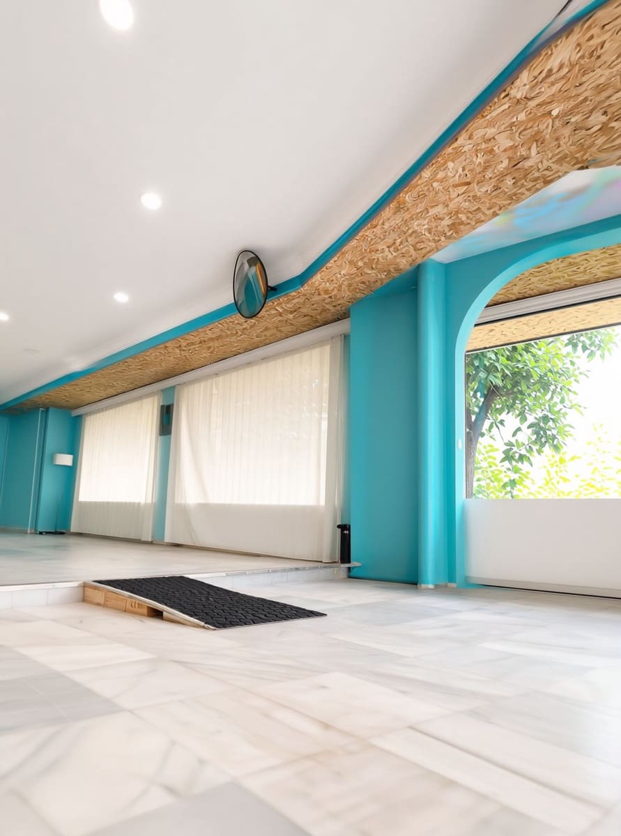 Negocio en San Pedro de Alcantara en venta - 320.000 € (Ref: 9880266)