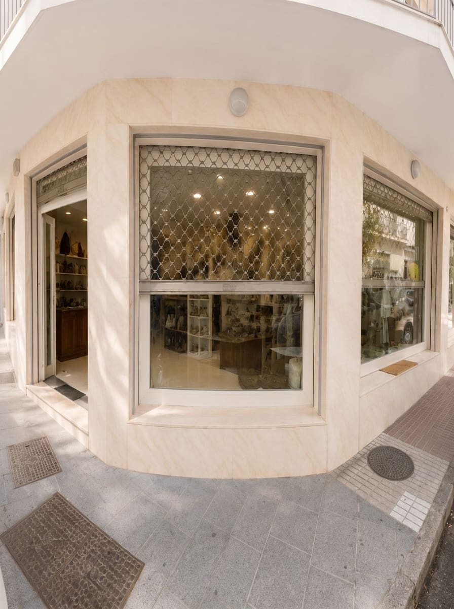 Negocio en San Pedro de Alcantara en venta - 320.000 € (Ref: 9880266)