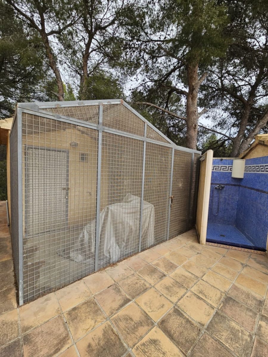 4 soveværelse Finca/Landehus til salg i Calpe / Calp med swimmingpool garage - € 840.000 (Ref: 8201682)