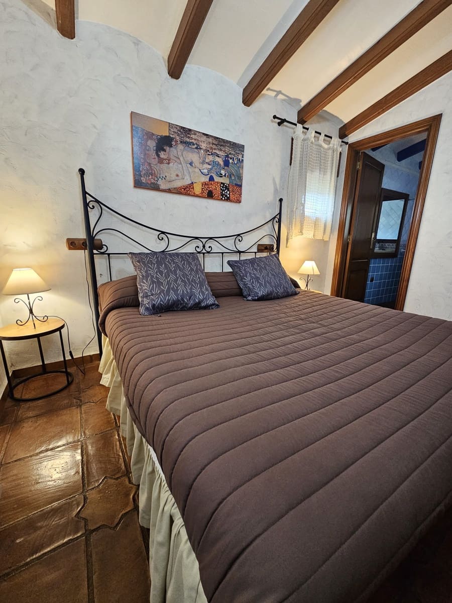 4 soveværelse Finca/Landehus til salg i Calpe / Calp med swimmingpool garage - € 840.000 (Ref: 8201682)