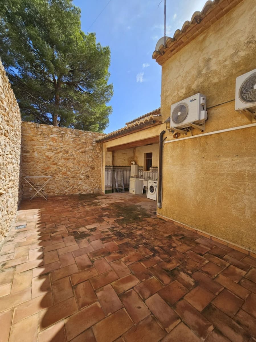 4 soveværelse Finca/Landehus til salg i Calpe / Calp med swimmingpool garage - € 840.000 (Ref: 8201682)
