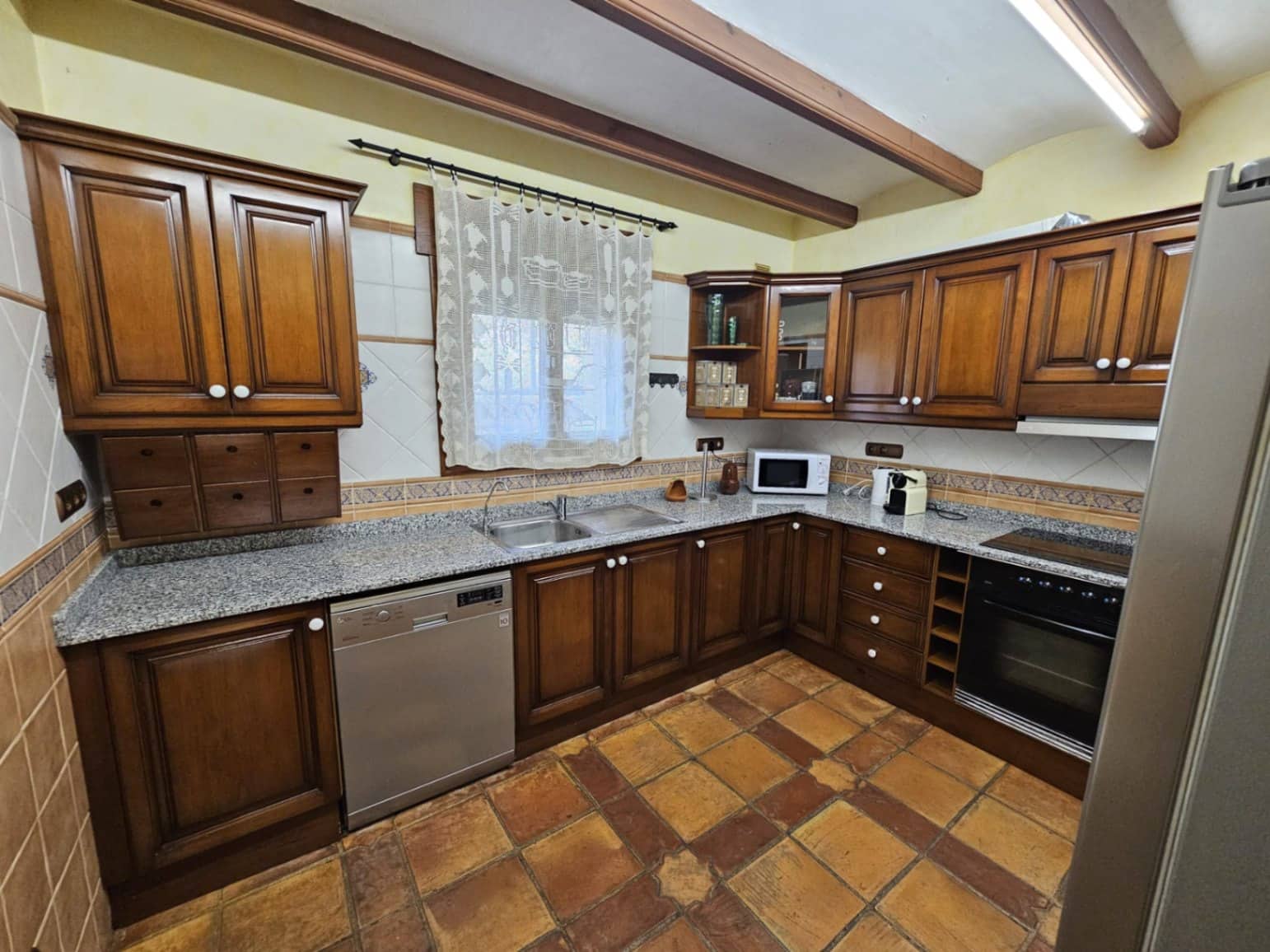 4 soveværelse Finca/Landehus til salg i Calpe / Calp med swimmingpool garage - € 840.000 (Ref: 8201682)