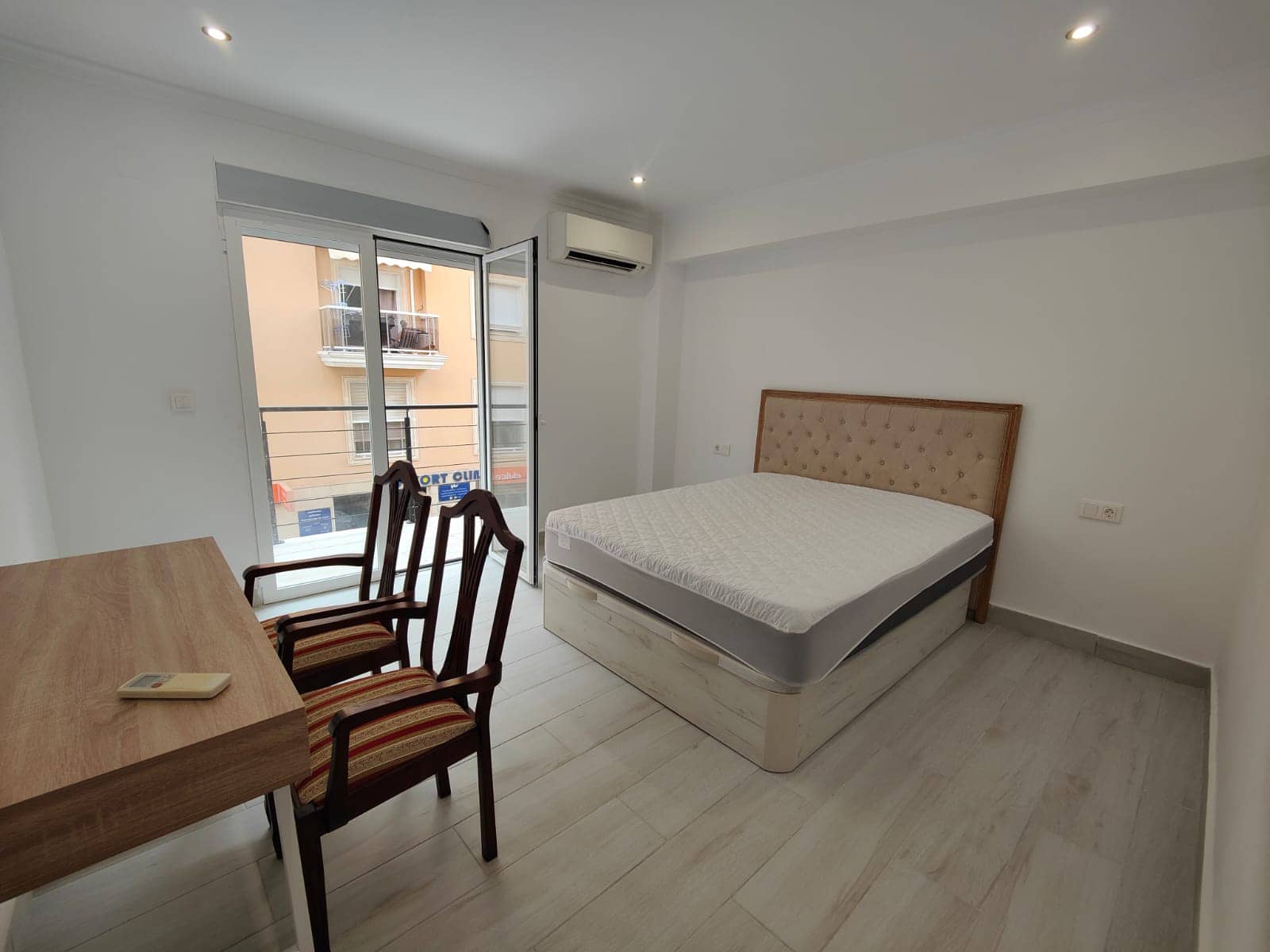 3 soveværelse Lejlighed til leje i Javea / Xabia - € 1.200 (Ref: 8433823)