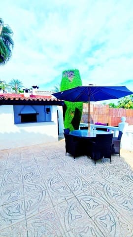 3 bedroom Villa for rent in Teulada Pueblo, Teulada-Moraira with pool garage - € 3,000 (Ref: 8449423)