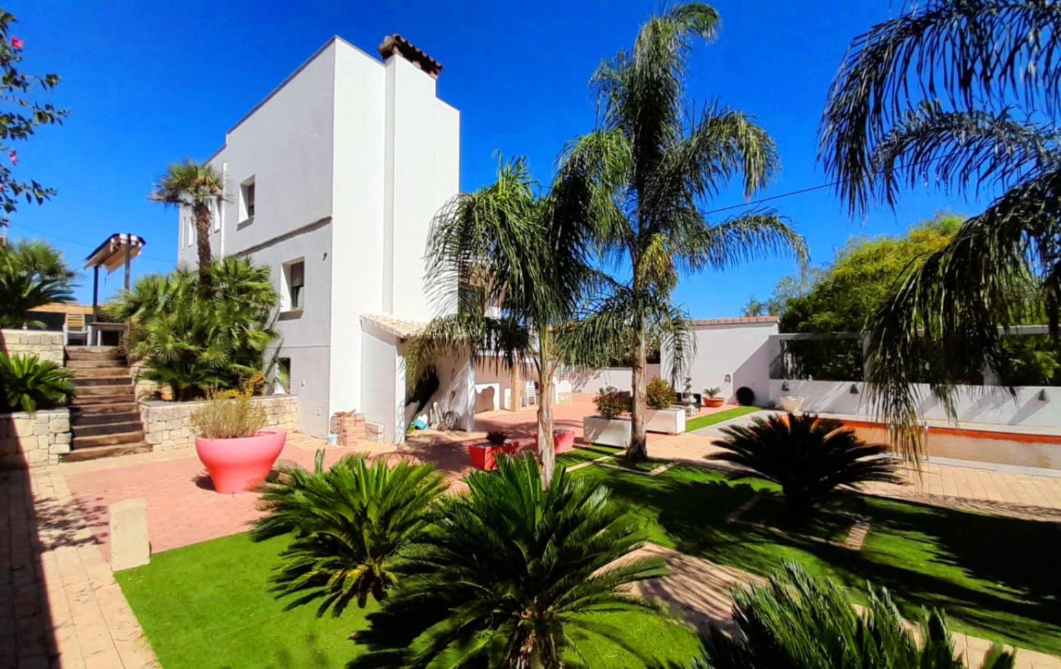 4 sovrum Villa till salu i Denia med pool garage - 645 000 € (Ref: 8531277)