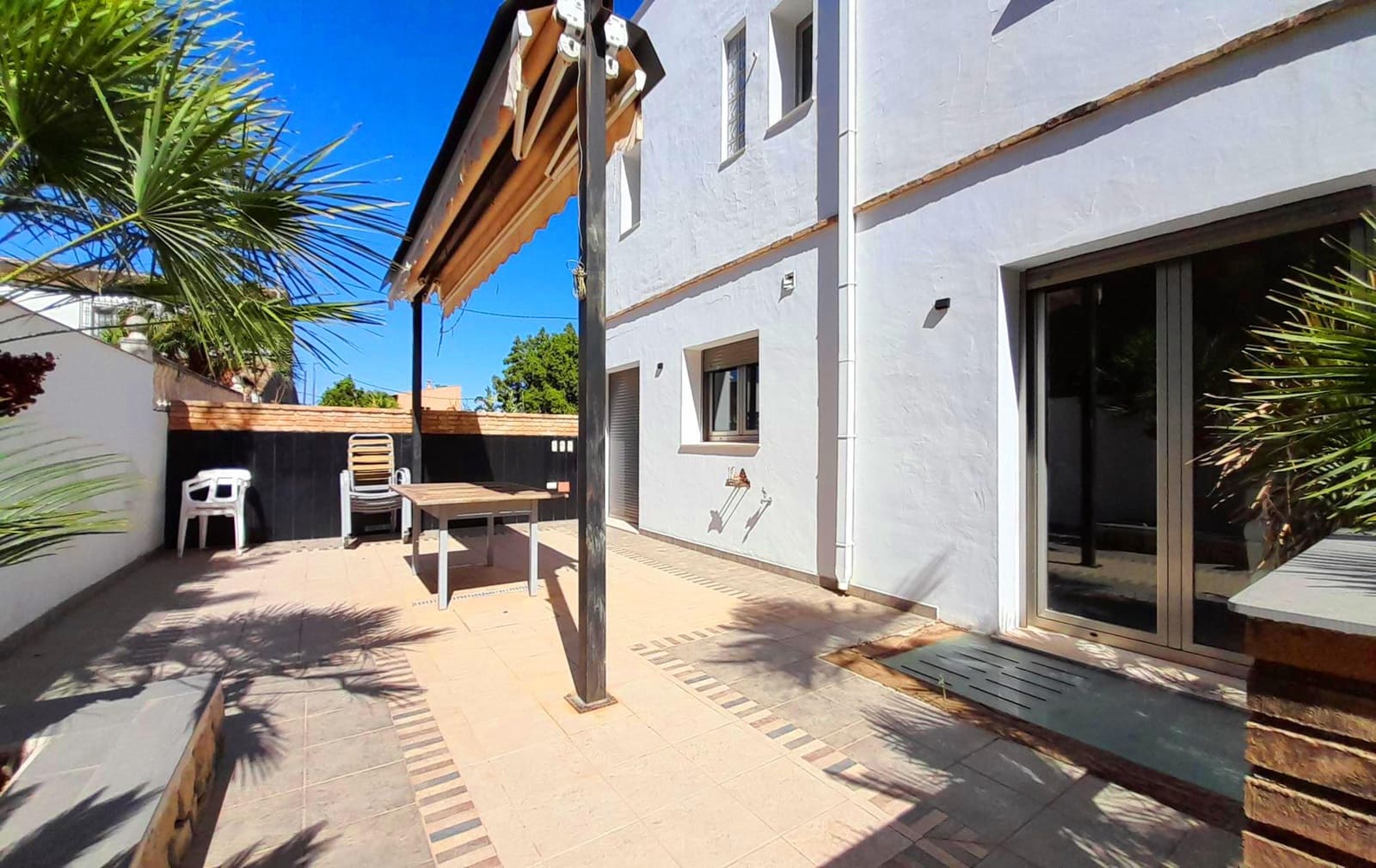 4 sovrum Villa till salu i Denia med pool garage - 645 000 € (Ref: 8531277)