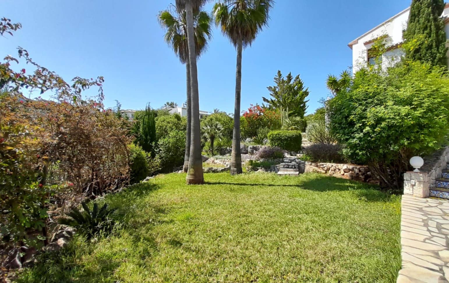 4 soveværelse Villa til salg i Denia med swimmingpool garage - € 690.000 (Ref: 8854645)