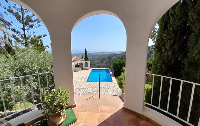 4 slaapkamer Villa te koop in Devessa - Monte Pego, Dénia met zwembad garage - € 690.000 (Ref: 8854645)