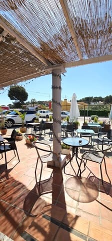 Commercial for sale in Teulada Pueblo, Teulada-Moraira with garage - € 50,000 (Ref: 8923353)