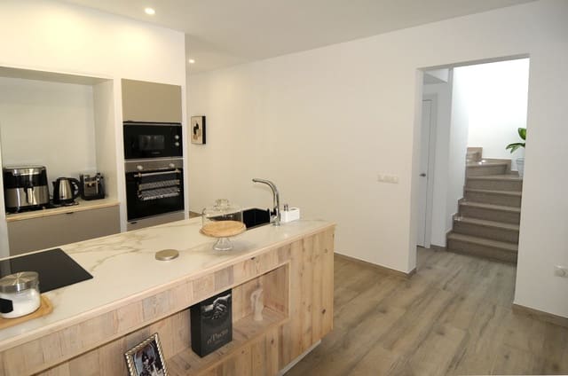 Chalet de 3 habitaciones en Calpe / Calp en venta con piscina garaje - 465.000 € (Ref: 9022597)