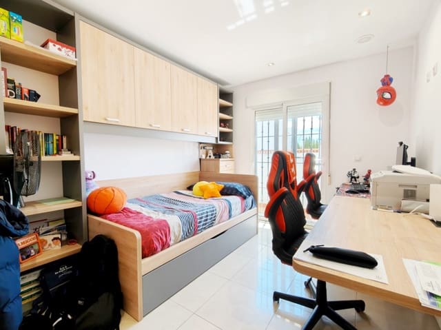 3 quarto Apartamento para venda em Beniarbeig com garagem - 199 000 € (Ref: 9022599)