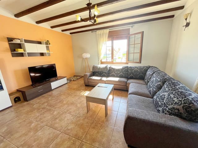 Chalet de 7 habitaciones en Piles en venta con piscina garaje - 520.000 € (Ref: 9022602)