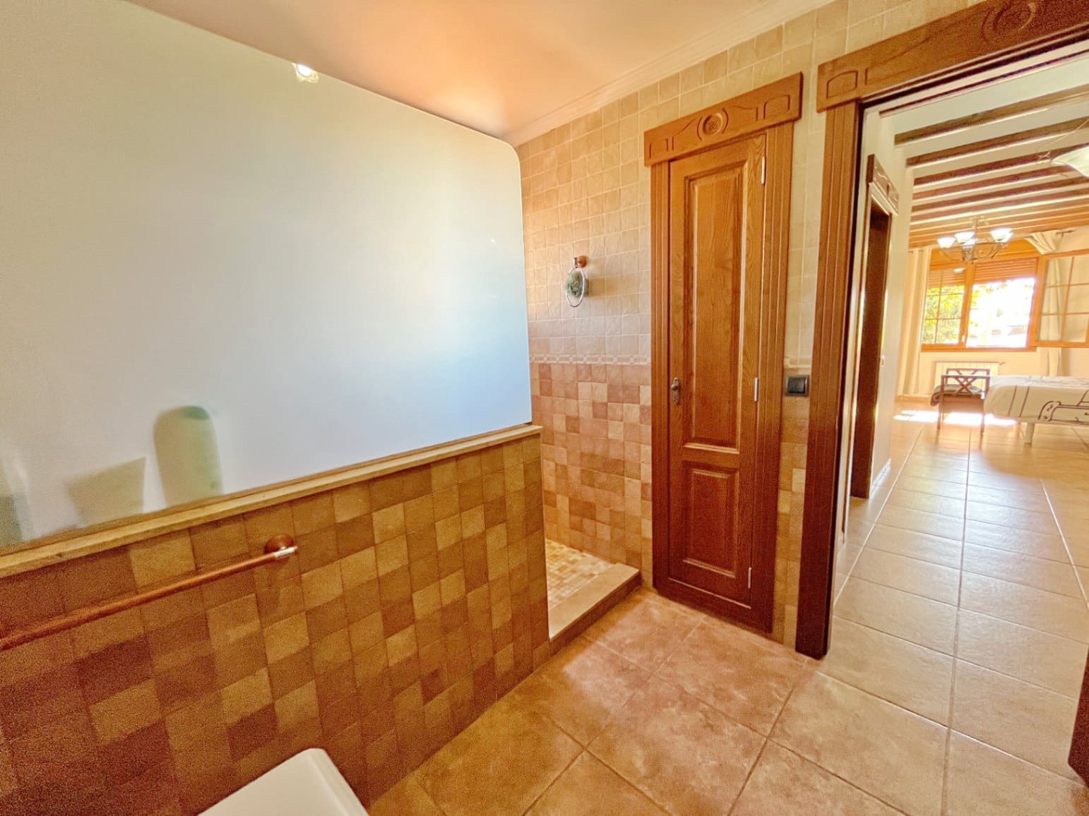 7 chambre Villa/Maison à vendre à Piles avec piscine garage - 520 000 € (Ref: 9022602)