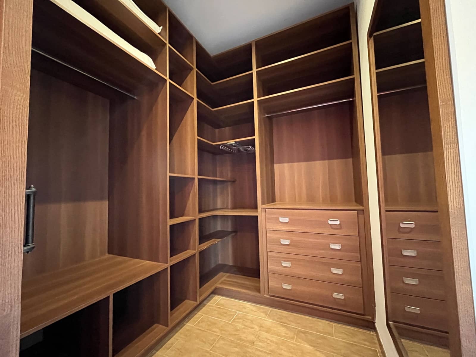 7 chambre Villa/Maison à vendre à Piles avec piscine garage - 520 000 € (Ref: 9022602)