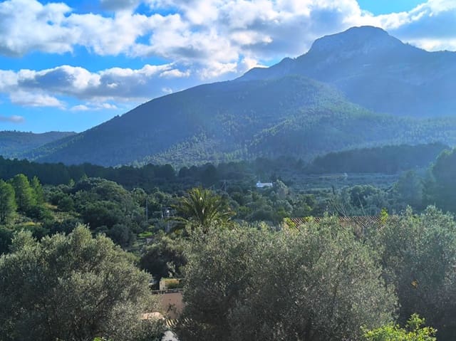 3 bedroom Villa for sale in Parcent with garage - € 495,000 (Ref: 9022616)